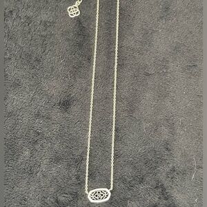 NWOT Kendra Scott small black and gold mesh necklace. Dust bag included.